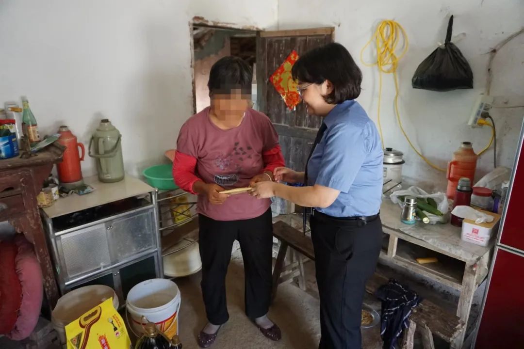 情暖中秋：弋江区检察院开展“双联双应”走访慰问活动