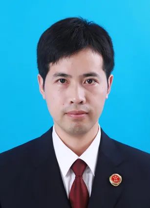 冯祺2.jpg